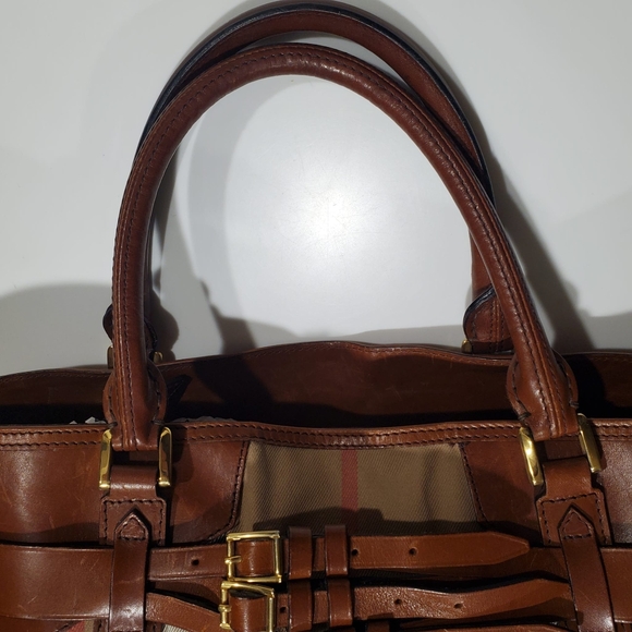 Burberry Large Landscape Lynher House Check Canvas & Smooth Leather Tote Bag - Picture 8 of 16